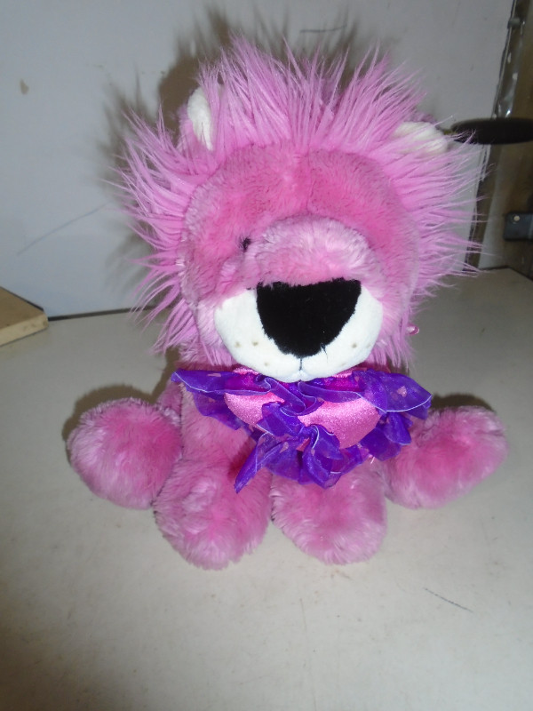 14 Inch Big Pink Plush Lion $10 in Toys & Games in Thunder Bay