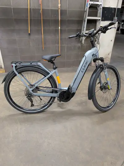 2021 Cube Touring Hybrid Pro Electric Bike easy entry small, View more