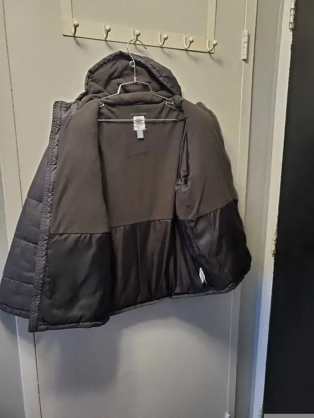 Kids Old Navy Jacket size XL (14 - 16 ) years  in Kids & Youth in Mississauga / Peel Region - Image 3