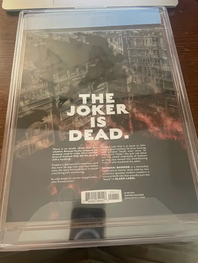 Batman damned cgc 9.9 in Comics & Graphic Novels in Markham / York Region - Image 3