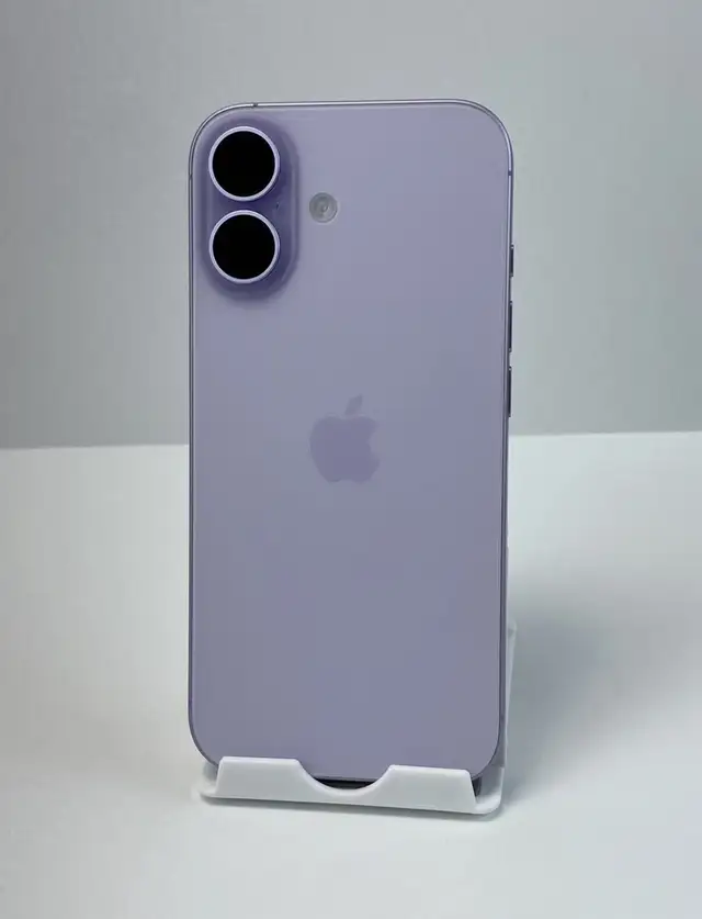 BRAND NEW iPhone 17 256GB & Unlocked + Warranty! in Cell Phones in Ottawa - Image 3