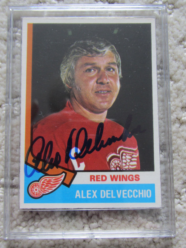 Alex Delvecchio, Allan Bester, Keith Primeau Signed Hockey Cards in Arts & Collectibles in Kitchener / Waterloo - Image 2