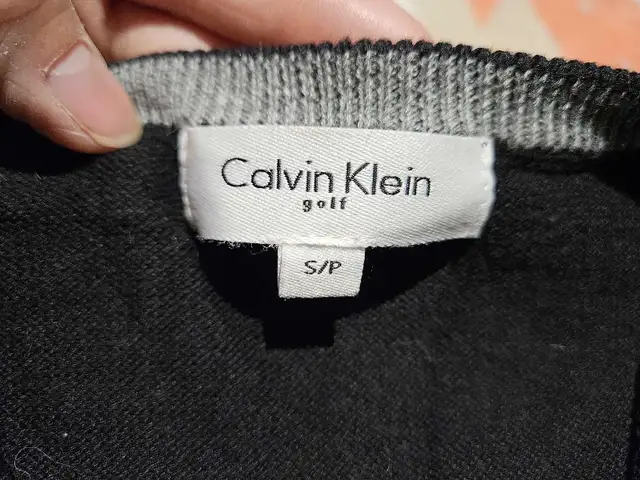 Men sweaters in Men's in Edmonton - Image 3