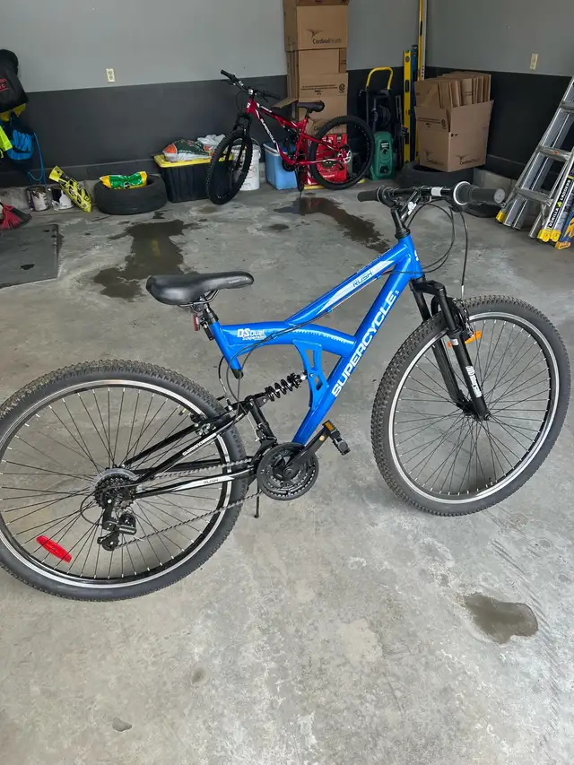 supercycle Rush adult Bike  in Road in Barrie - Image 4