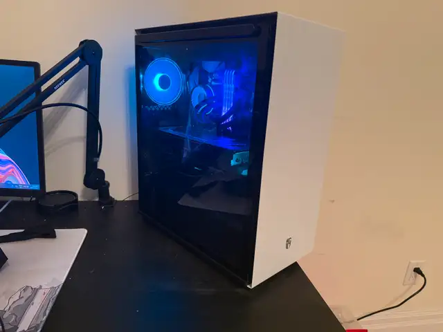 Full Gaming Setup in Desktop Computers in City of Toronto - Image 11