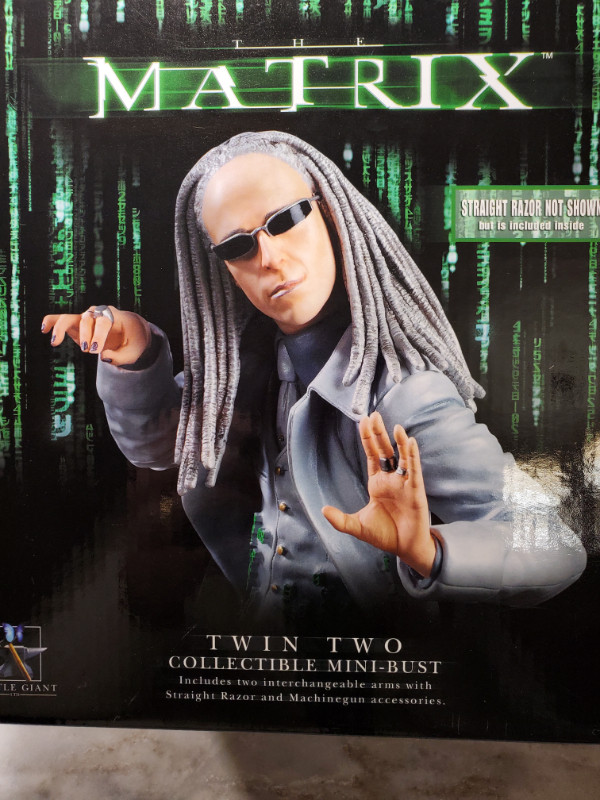 MATRIX  RELOADED  Twins 1 and 2 in Arts & Collectibles in Norfolk County - Image 4