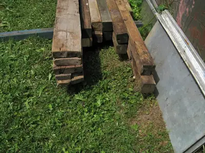 BOIS  DE DÉMOLISSION, View more