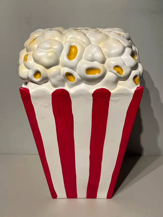Giant Size Movie Theatre Popcorn  Ceramic Stool Table Display  in Arts & Collectibles in Ottawa - Image 3