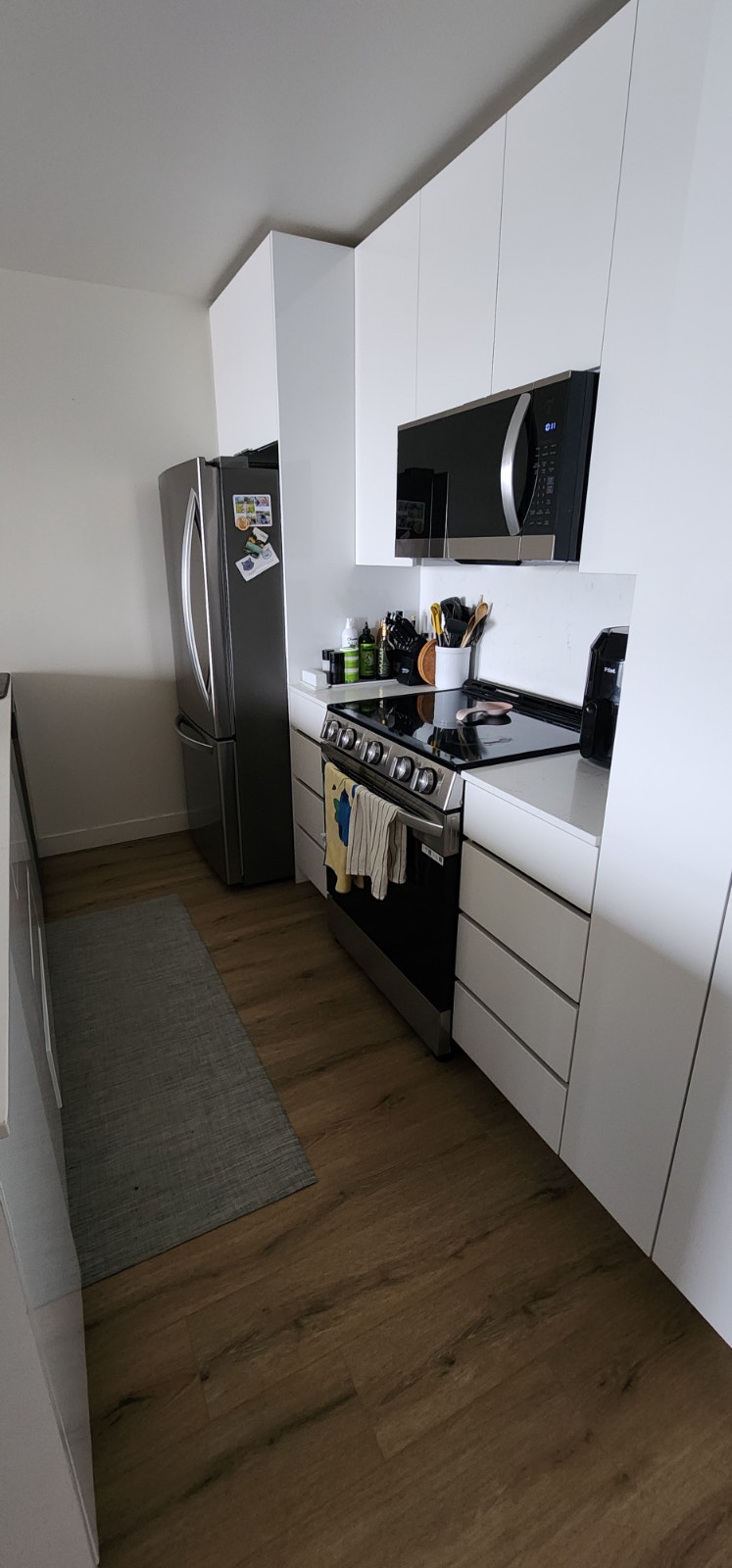 Appartement 3½ neuf avec vue imprenable sur les Laurentides! — photo 2