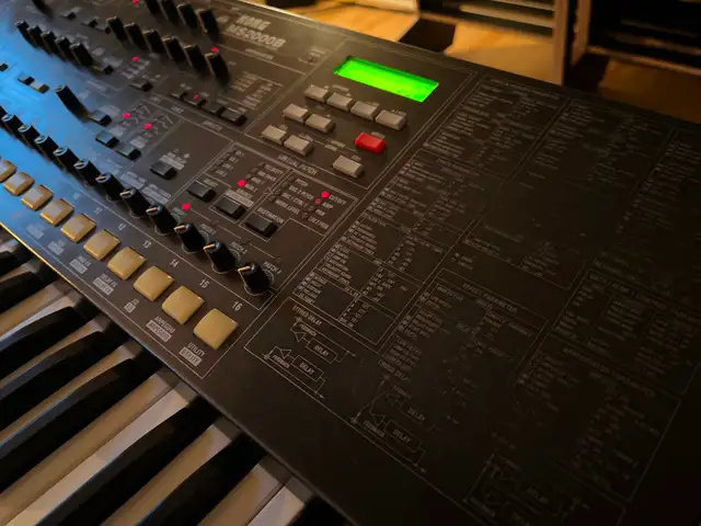 Korg MS2000B576949759761469444