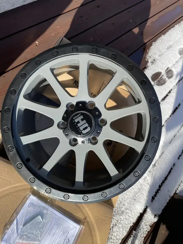 2024 GMC Sierra / Silverado Rims - Brand New-  6 Bolt .. in Tires & Rims in Oakville / Halton Region - Image 2