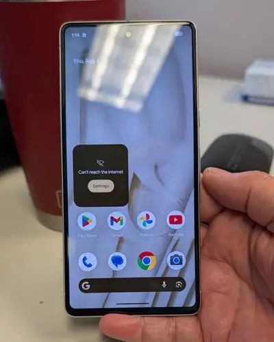 Google pixel 7 - 128gb meant with box case and charger, View more
