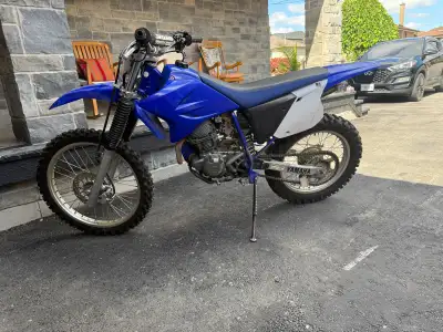 2005 Yamaha ttr230 4stroke with electric start. Runs great never had an issue getting it started. Fr...