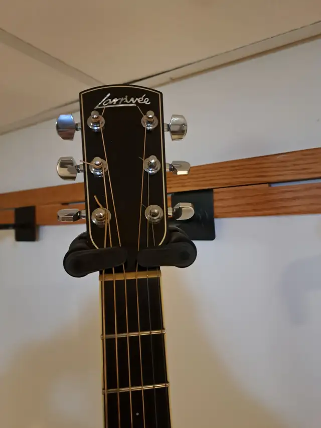 Larrivee DV-10 Acoustic Electric Cutaway Guitar in Guitars in Thunder Bay - Image 3