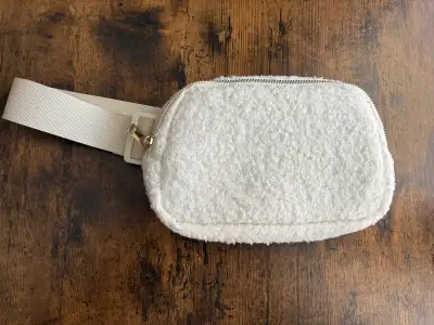 Fleece Waist Belt Bag Fashion Crossbody Bag for Women, View more