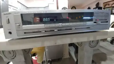 Technics SA-210, View more