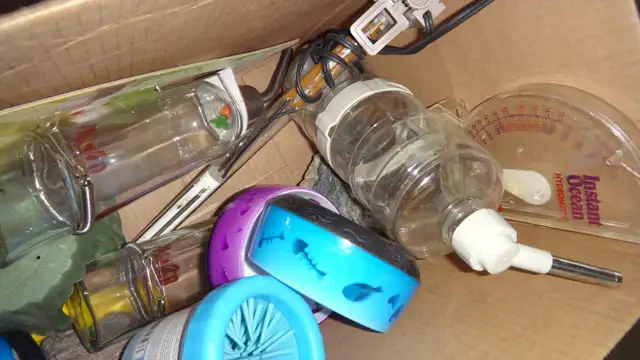 Box of Pet Supplies all for only $20 in Accessories in Winnipeg - Image 3