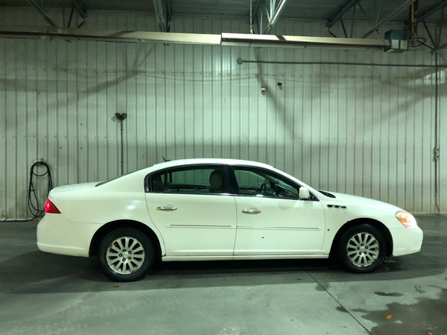2009 Buick Lucerne CX sedan in Cars & Trucks in Edmonton - Image 3