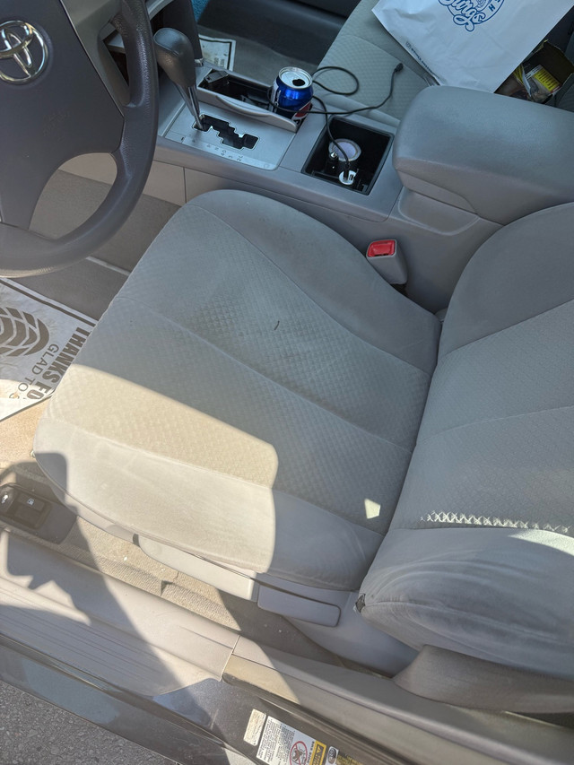Toyota Camry  in Cars & Trucks in Oshawa / Durham Region - Image 3