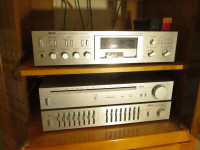 Vintage AKAI Stereo w Turntable/Speakers/Cassette Deck/Tuner/EQ
