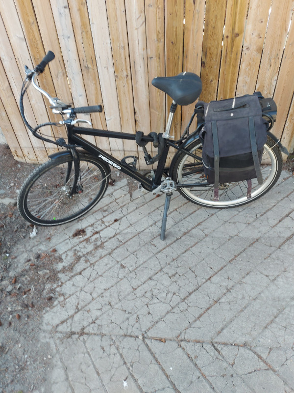 Pedego Electric bike 28inch city commuter in Cruiser, Commuter & Hybrid in Calgary