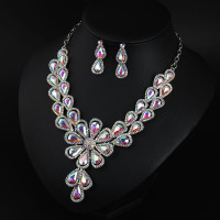 New beautiful women necklace with earrings set for sale