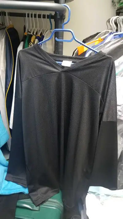 Hockey Practice Jersey /Chandail Black /Noir (Size = XL), View more