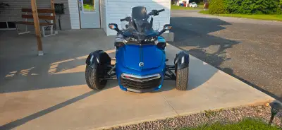 Canam Spyder F3S, 2017. Comme neuf. Demandez Mario, par tél. seulement