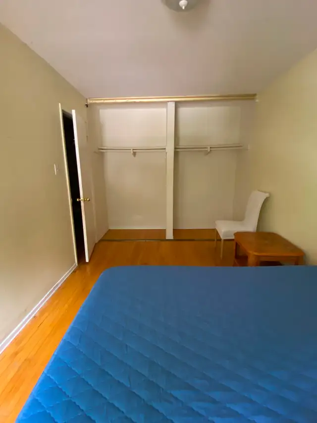 Room for rent in Room Rentals & Roommates in Oakville / Halton Region - Image 2