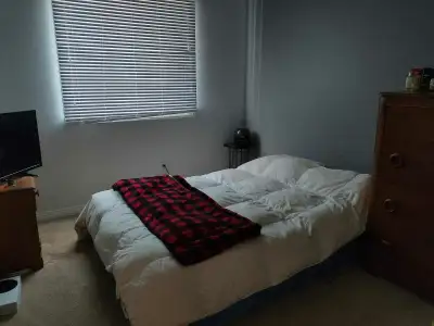 Furnished room up for grabs in Kanata starting JUNE 15th, 2025! Rent: $700/Month (utilities not incl...