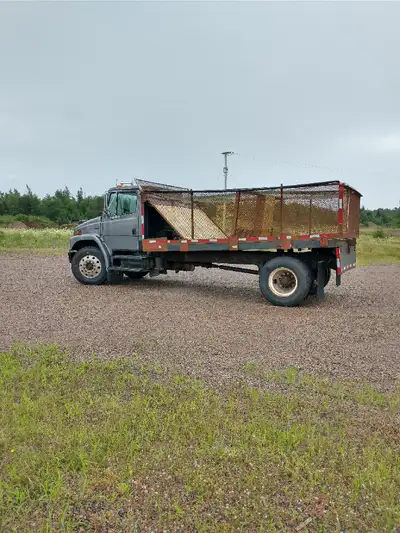 1998 fl80 single axle $8000 obo 5.9 Cummings 9 speed standard. Brake inspection is good for another...