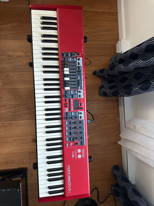 Nord Electro 6D 73 dans Pianos et claviers  à Ville de Montréal