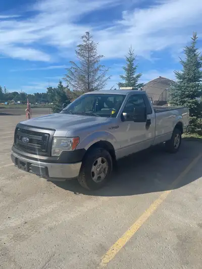 2014 F150 Regular Cab 8’ box 5.0L engine Auto transmission A/C 4x4 Boxliner Backrack Needs cab corne...