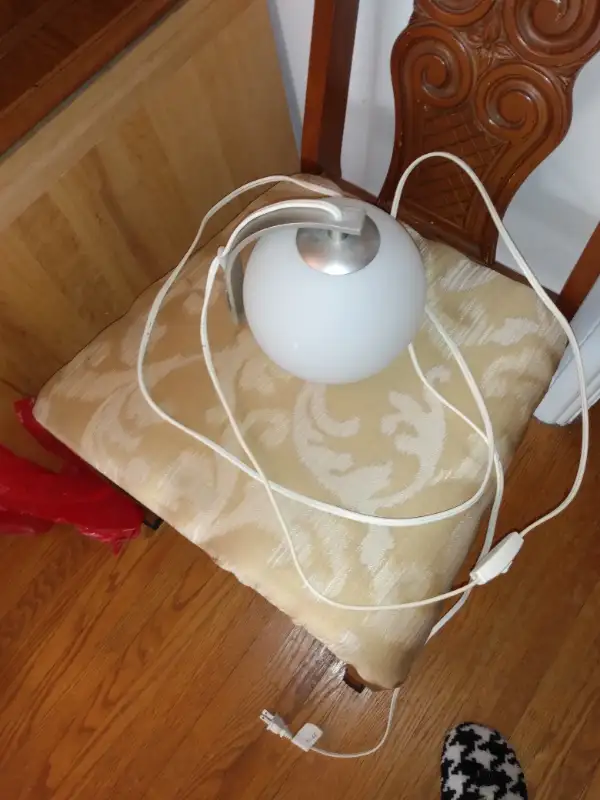 Ikea plug in wall lamp in Indoor Lighting & Fans in City of Toronto - Image 3