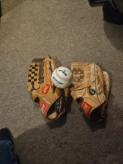 PRO BASEBALL GLOVES AND BALL SPALDING!!!, View more