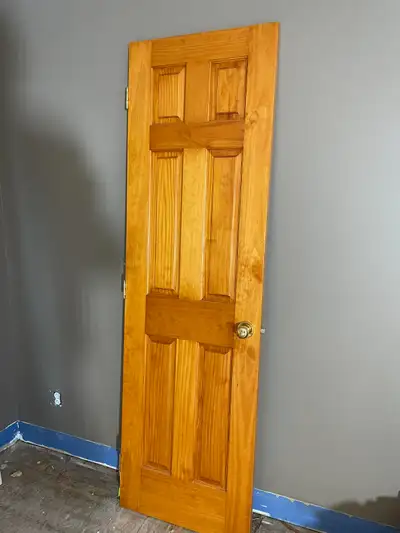 Porte en bois plein 24 x 80, View more