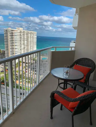 2 bed 2 bath Condo for rent in Hallandale Beach Florida, View more