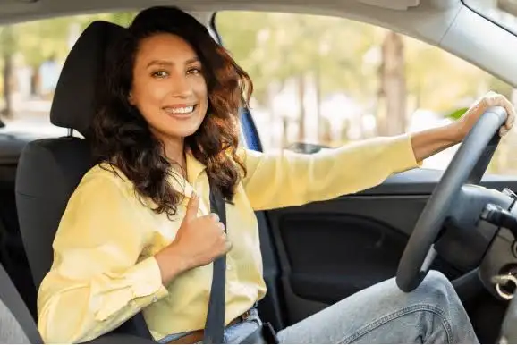 YOUNG FINANCIAL DRIVING INSTRUCTOR WITH NO ACCENT