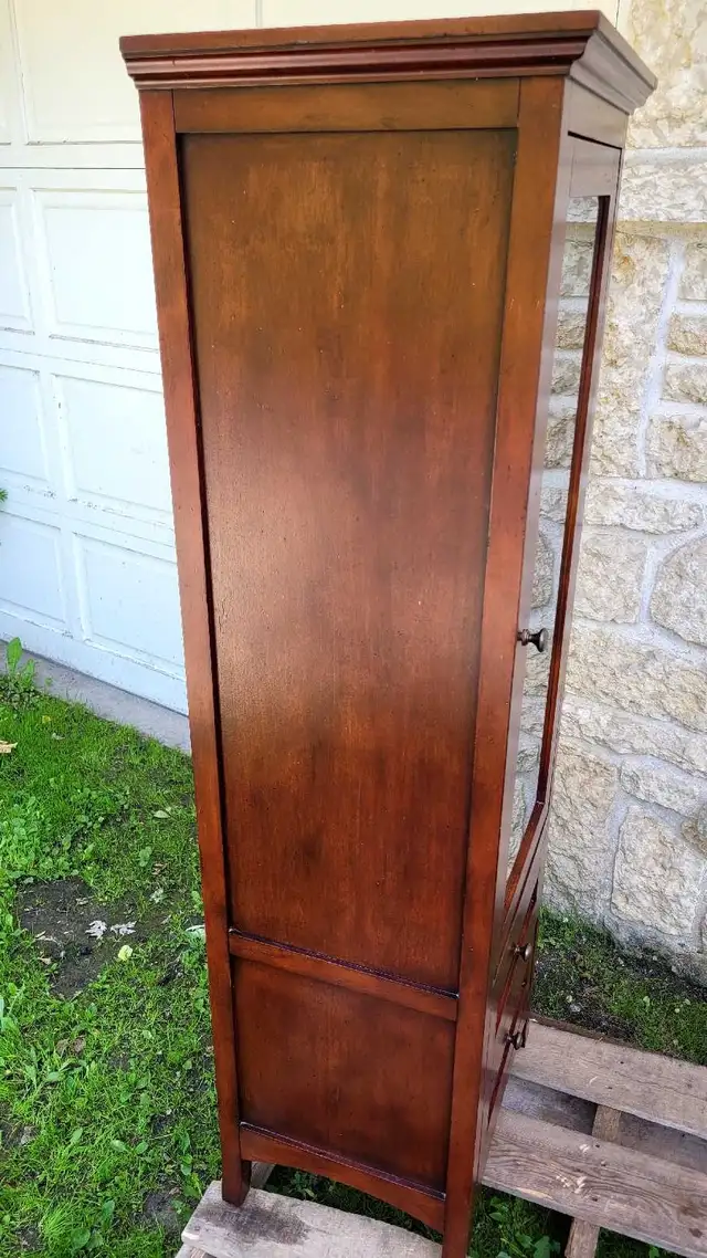 Cherry Display Cabinet w/ Drawers in Hutches & Display Cabinets in Winnipeg - Image 6