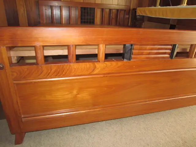 Teak Bed in Beds & Mattresses in City of Toronto - Image 4