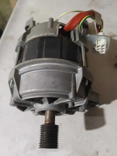 Frigidaire 134869400 Washer Drive Motor 100$ OBO used in great working order. Fits many other brands...
