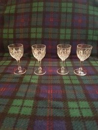 4 SHERRY small glasses