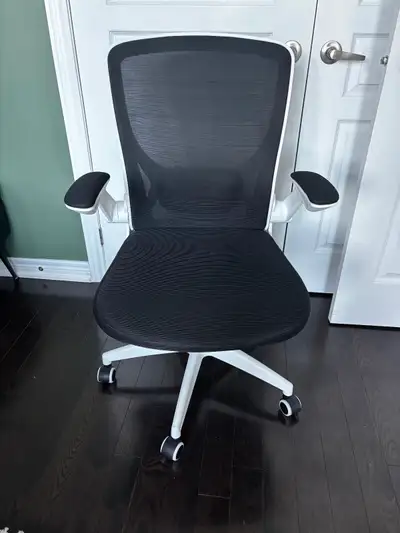 Ergonomic Office Chair White/Black, View more