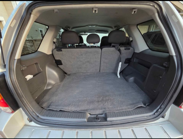 2007 Ford Escape XLT 4WD – Clean, Reliable, Versatile in Cars & Trucks in Vancouver - Image 2