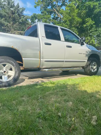Selling my 2002 Dodge ram Currently still my daily driver Low KM only 175,000 4.7L engine Lots of wo...