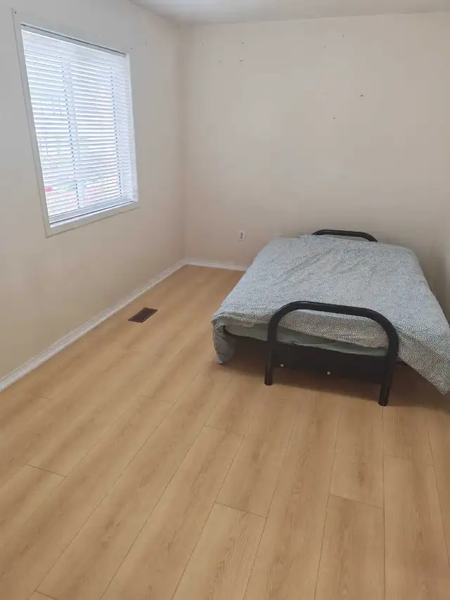 house for rent Brampton in Long Term Rentals in Mississauga / Peel Region - Image 4