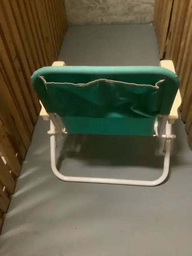Beach chairs in Fishing, Camping & Outdoors in Ottawa - Image 3