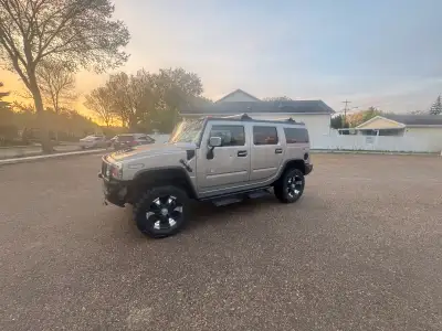 For Sale: Fully Loaded 2004 Hummer H2 AWD – $29,999 Located in North Edmonton (129 Ave & 120 Street)...