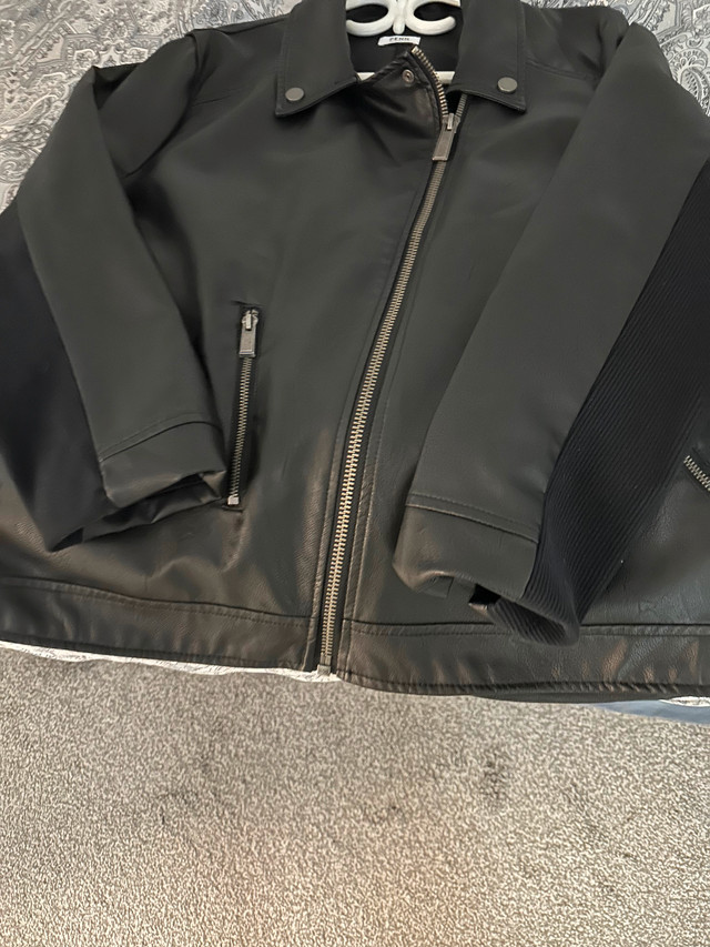 Leather jacket 1x. Just Reduced in Women's - Tops & Outerwear in Red Deer