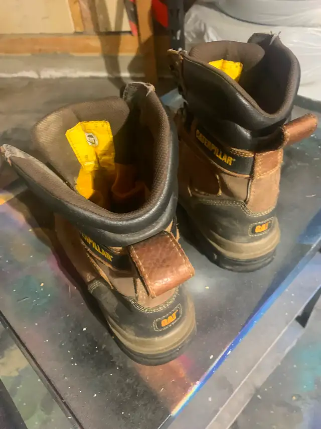 Cat Men’s Csa work boots size 10 in Men's Shoes in Edmonton - Image 5